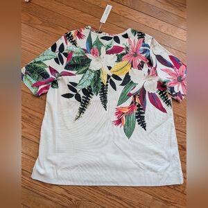 Floral Print Short Sleeve Women's Top - White with Multicolor Floral